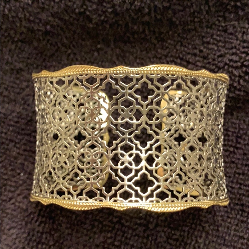 Kendra Scott bracelet great condition